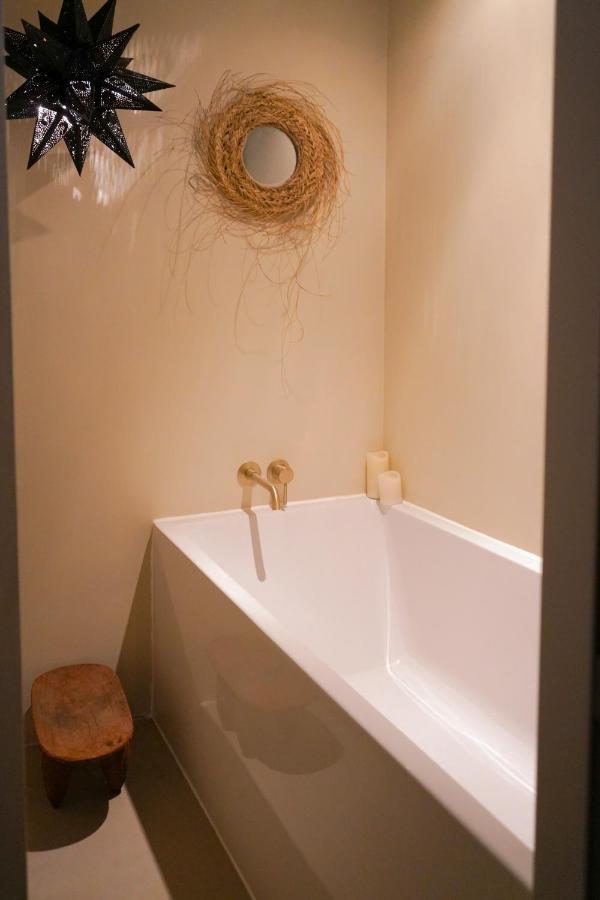 Haert Boutique Wellness Suites City Centre Haarlem Extérieur photo