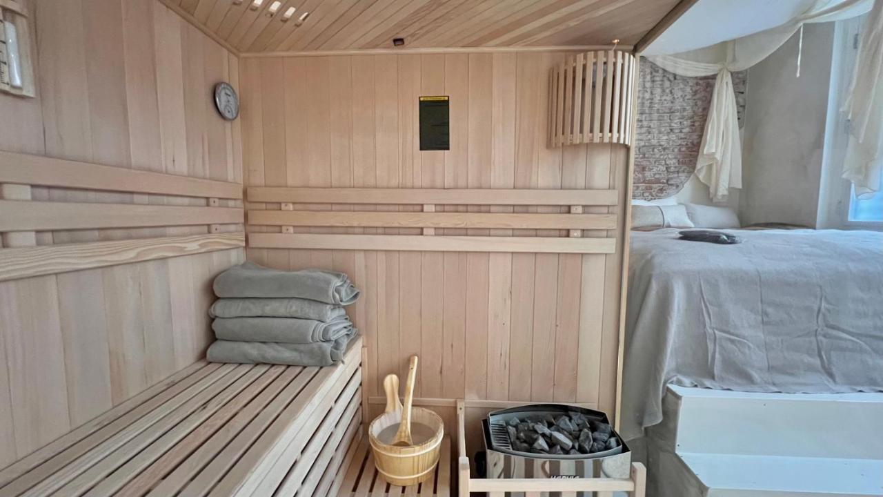 Haert Boutique Wellness Suites City Centre Haarlem Extérieur photo