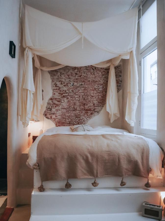 Haert Boutique Wellness Suites City Centre Haarlem Extérieur photo